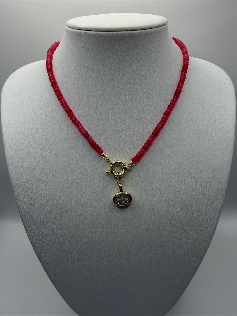 061. Pink Beaded Necklace with Gold and Clear Crystal Pendant. 16” - Picture 4 of 4